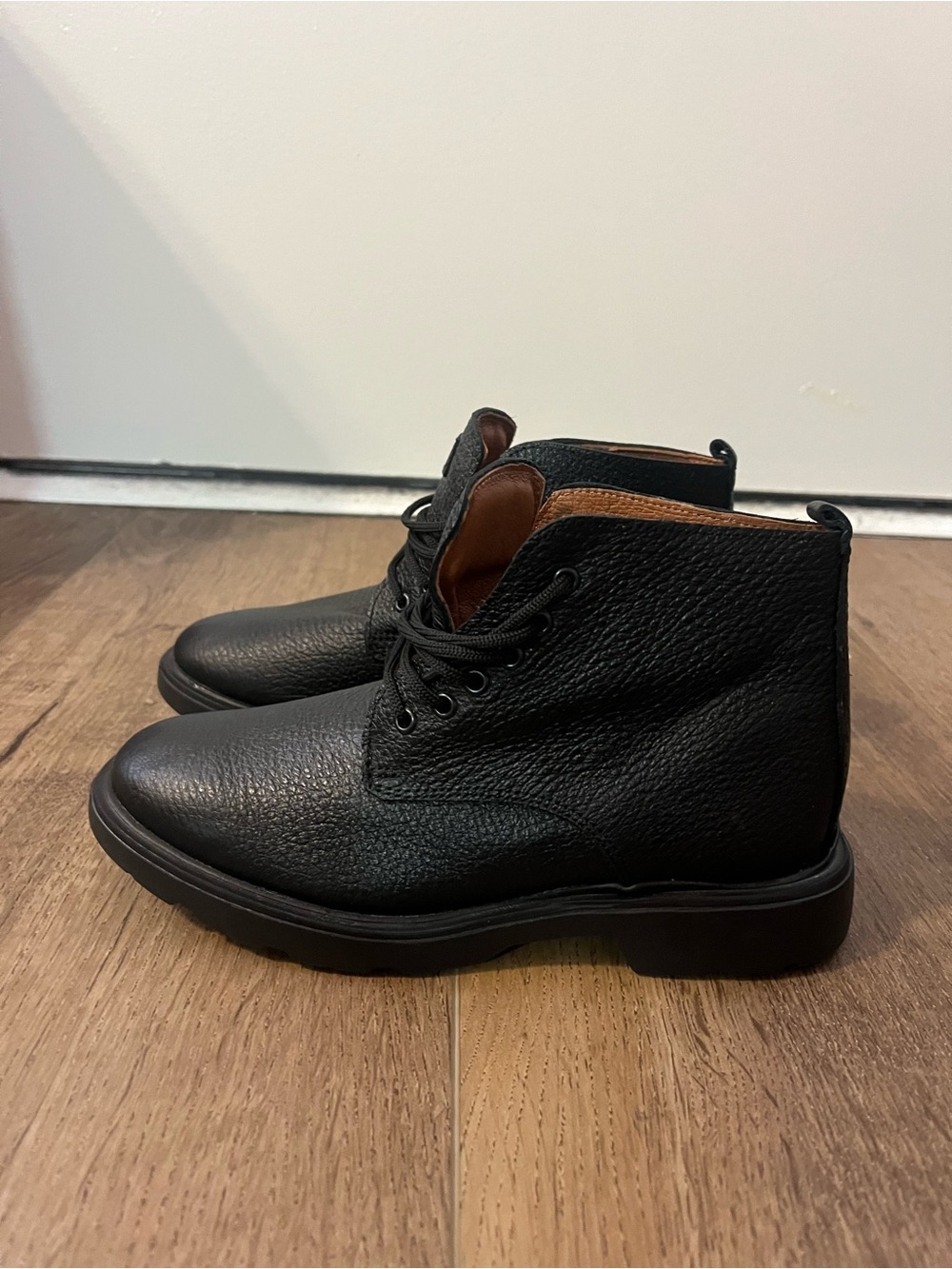 Black Leather Men's Lace-Up Ankle Boots size 2.5
